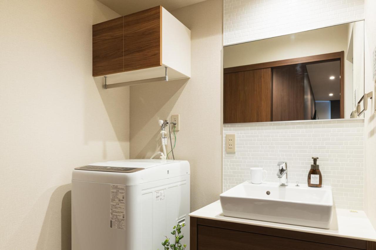 Aparthotel Grand Base Hakata Gofuku Fukuoka  Zewnętrze zdjęcie