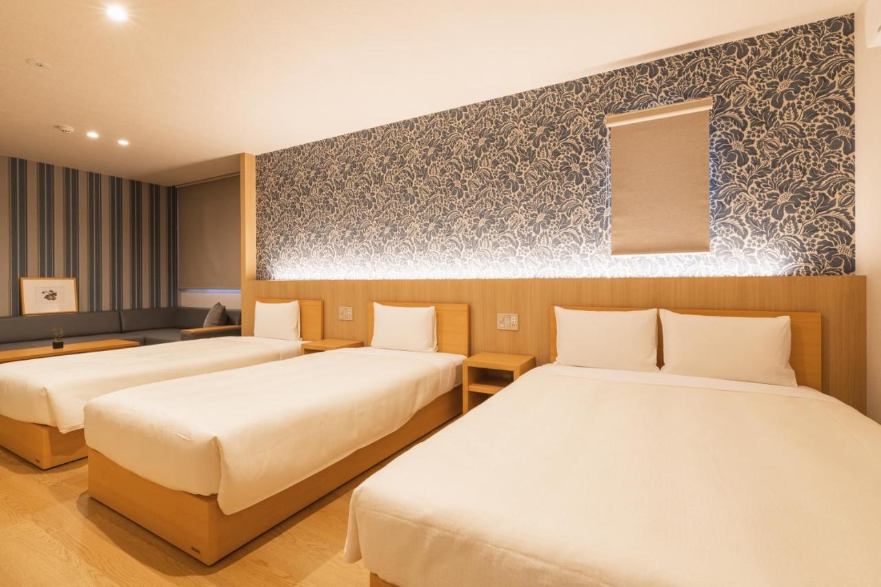 Aparthotel Grand Base Hakata Gofuku Fukuoka  Zewnętrze zdjęcie